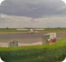 Aerodrome de Peronne St Quentin Airport webcam