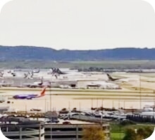 Louisville Muhammad Ali International Airport webcam